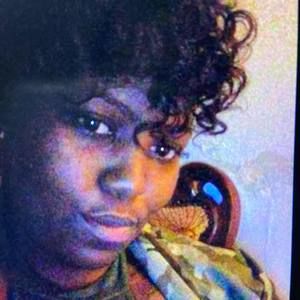 Meet your Posher, Janel